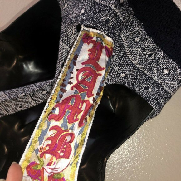 L.A.M.B. by Gwen Stefani 2000s Knit Top - Picture 9 of 10